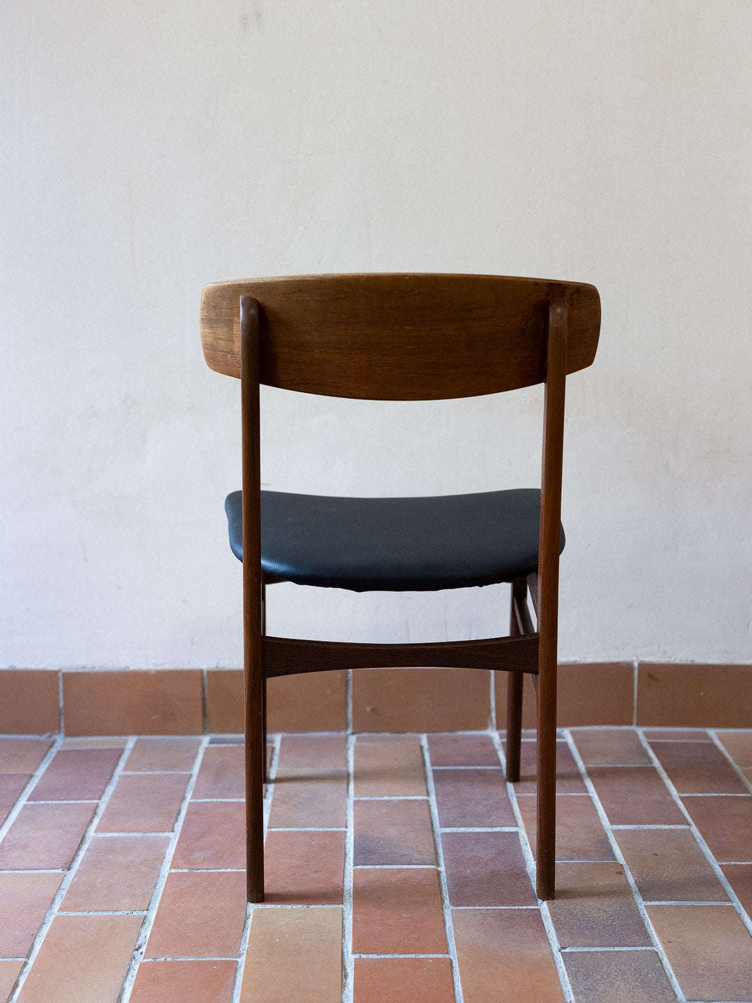 alma-chaise-teck-skai-élégante-1797-4