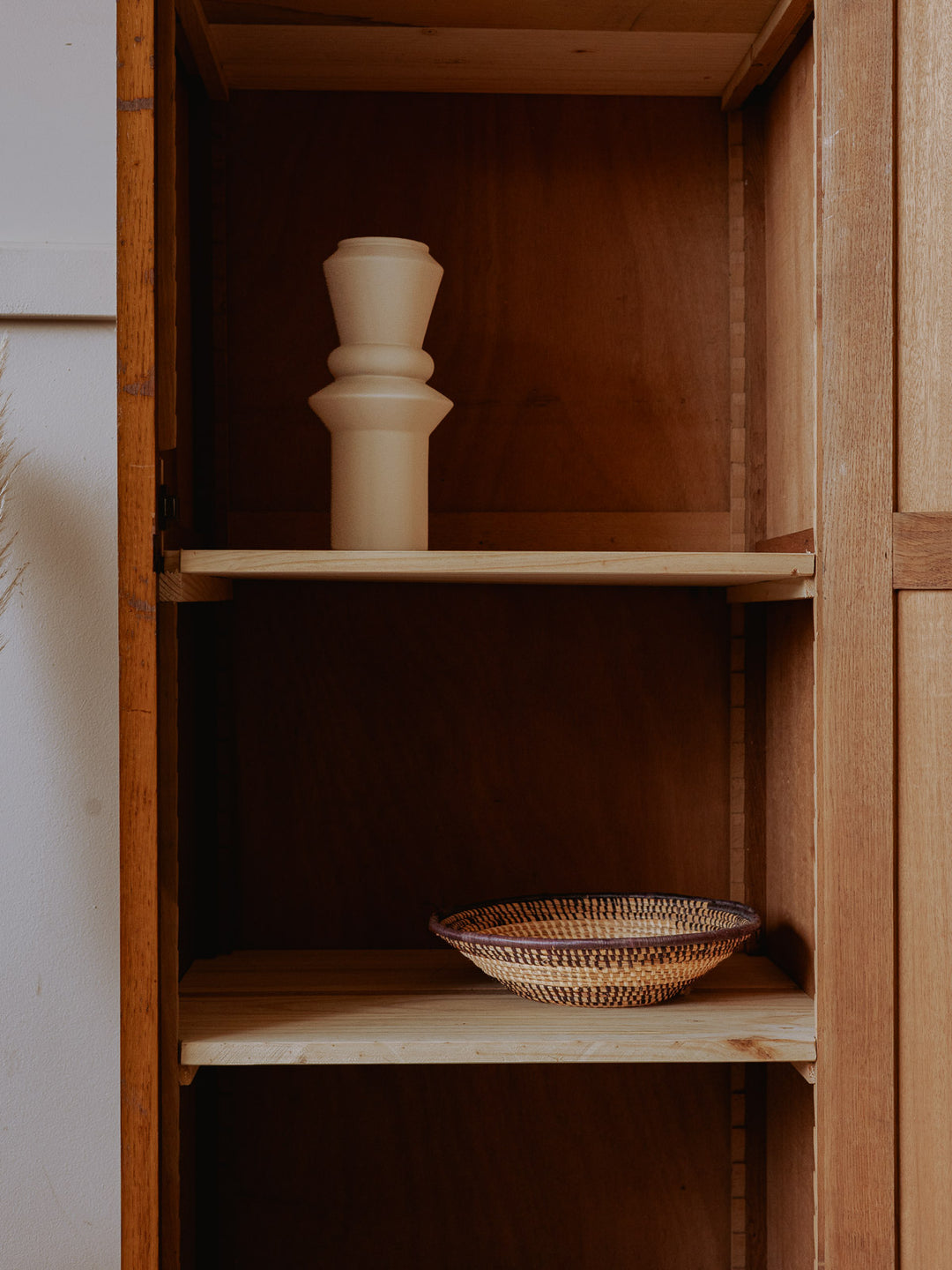blandine-armoire-bois-internat-bonnetiere-474-3