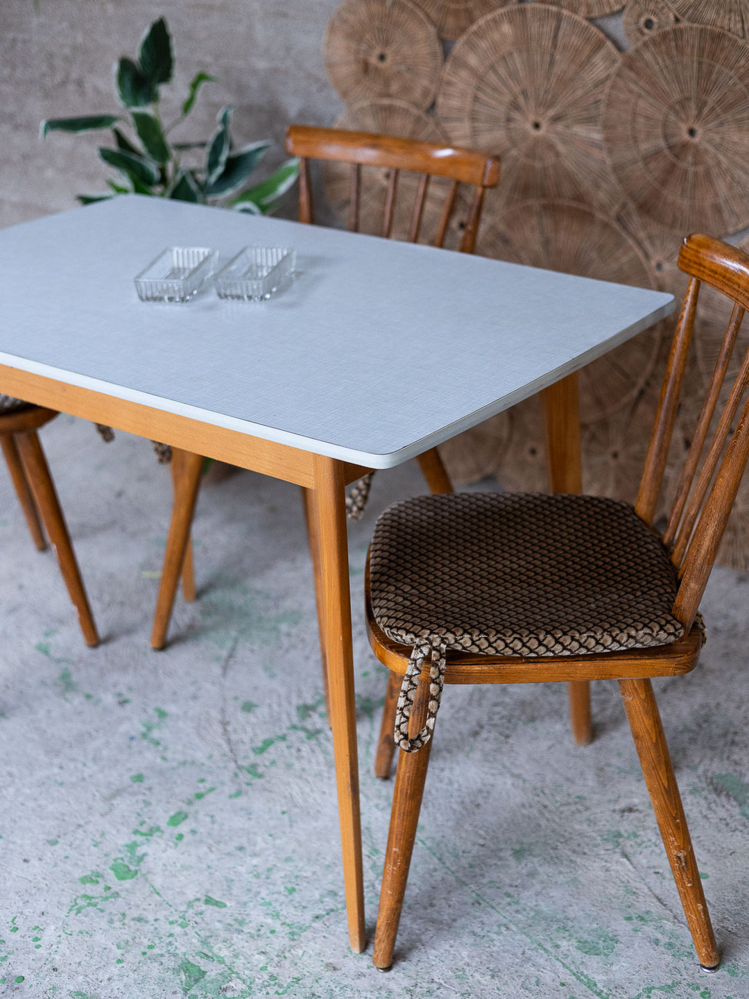 auguste-ensemble-table-et-chaises-bois-22-3