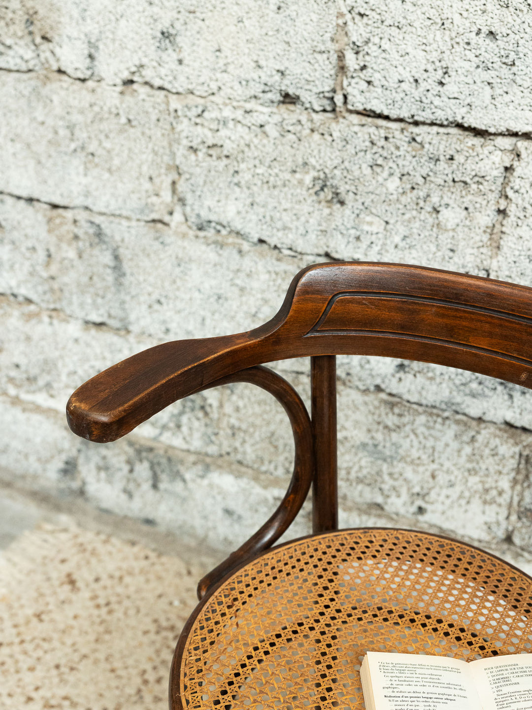 ernest-fauteuil-bois-administratif-1530-9