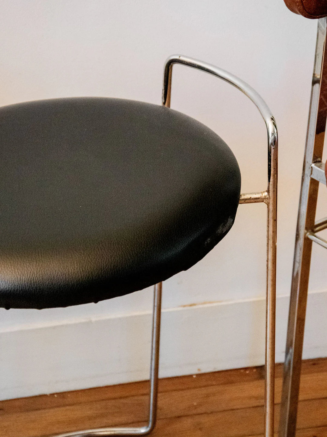 axel-tabouret-simili-cuir-630-4