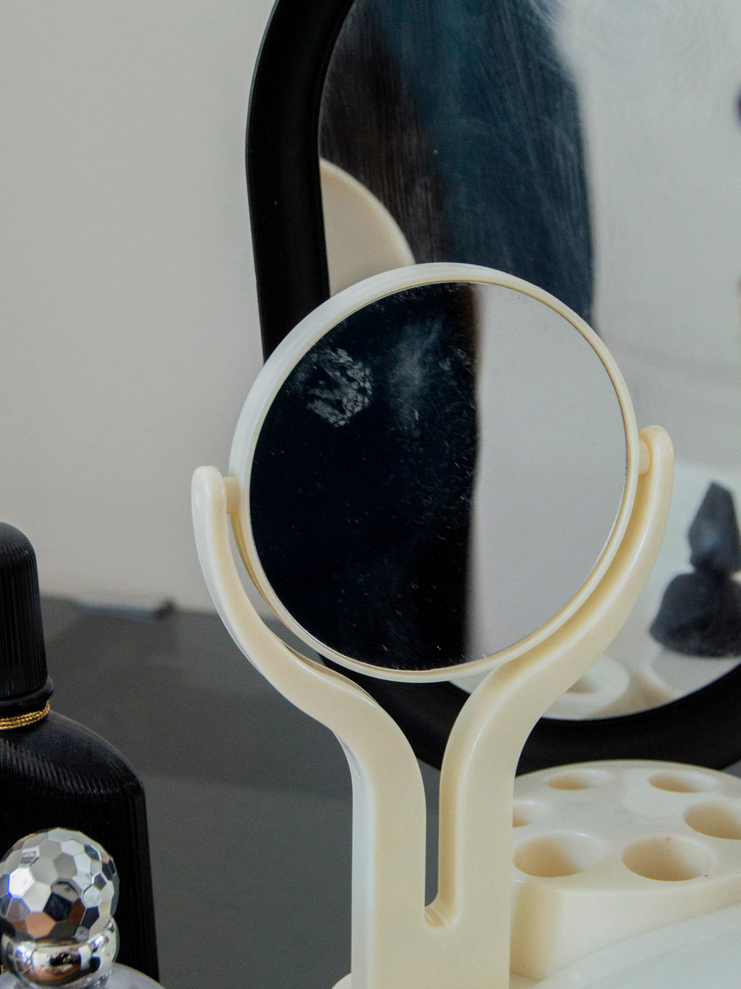 louise-coiffeuse-blanche-201-10