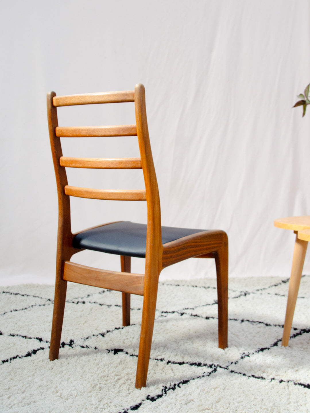 alma-chaise-teck-2141-6