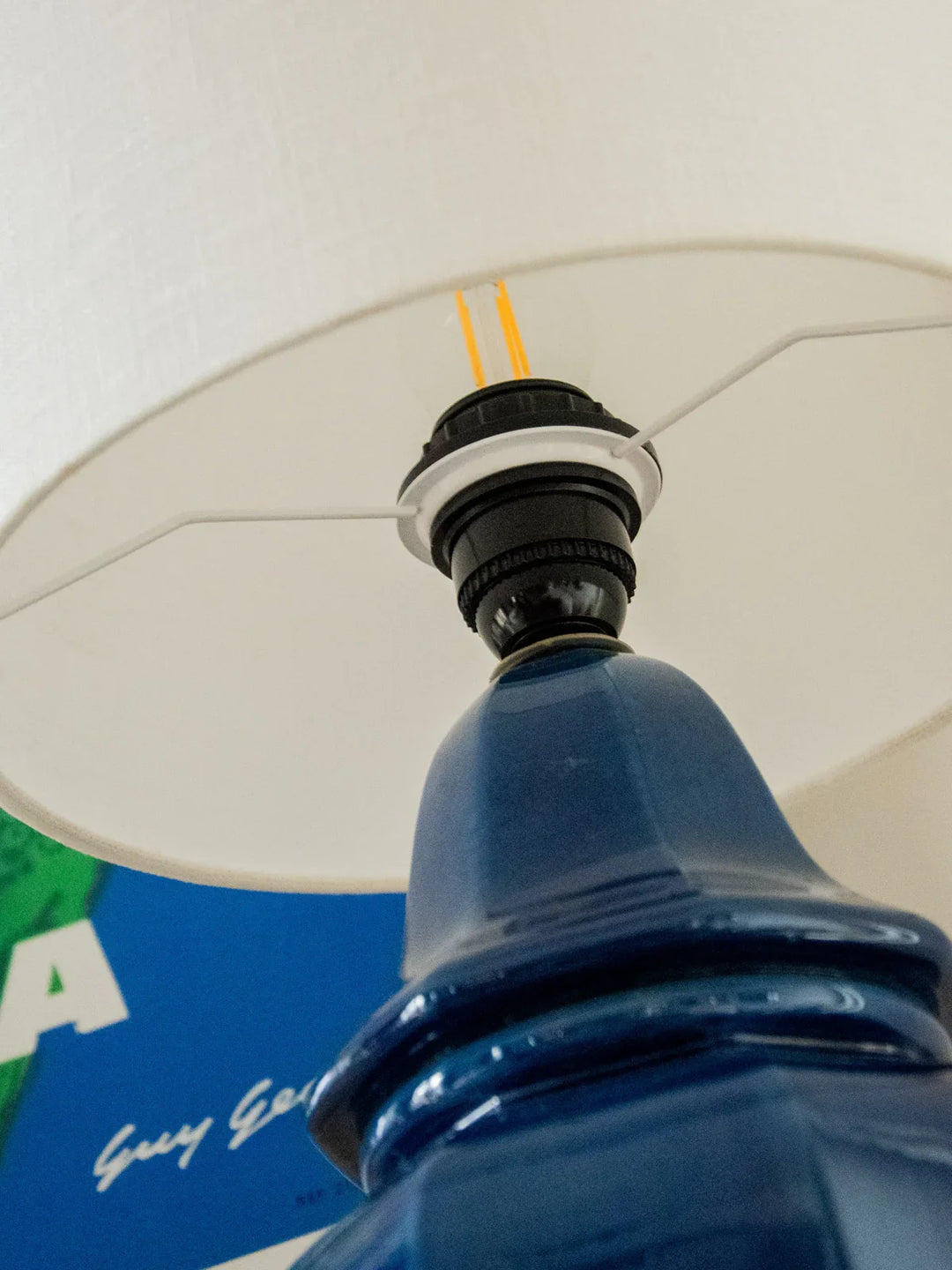 julia-lampe-à-poser-bleue-717-8