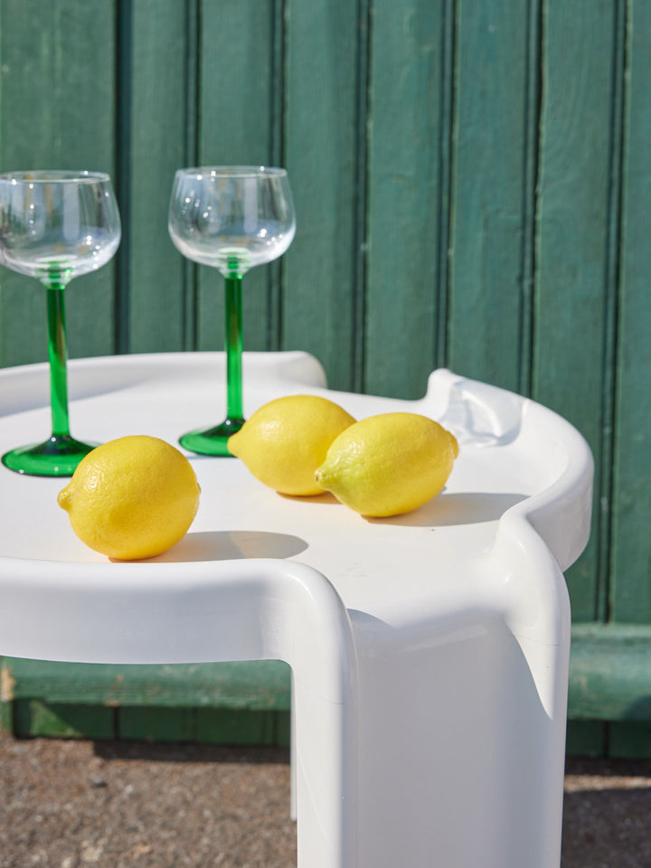 donna-table-basse-plastique-design-1088-5