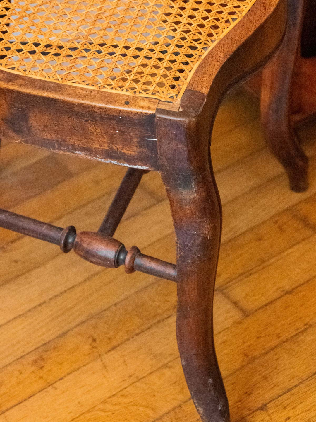 claude-chaise-bois-1056-8