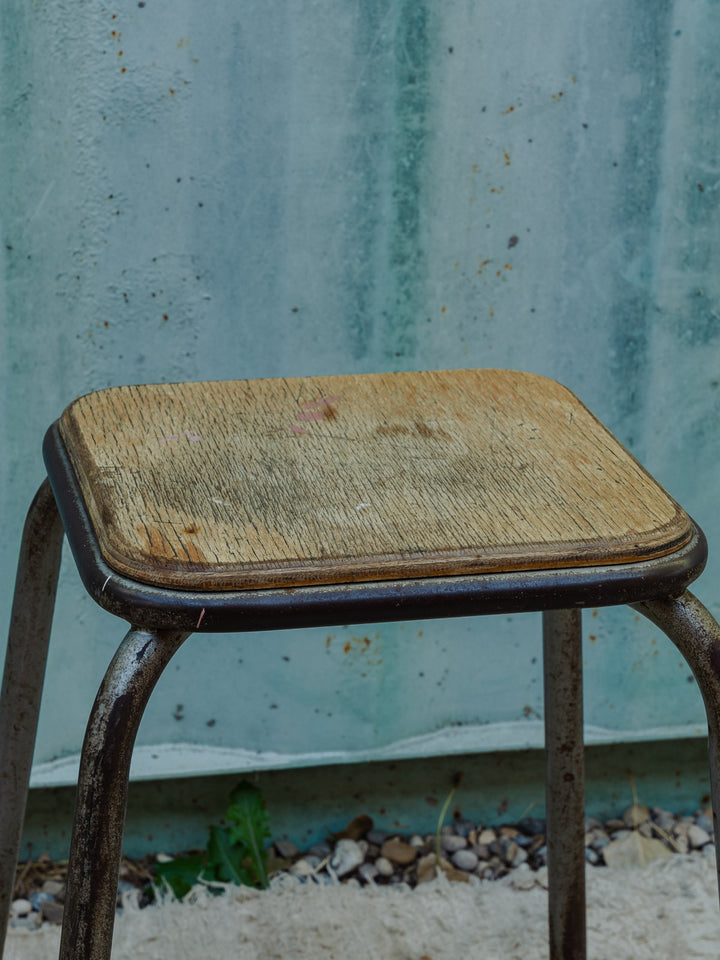 regis-tabouret-bois-1576-4