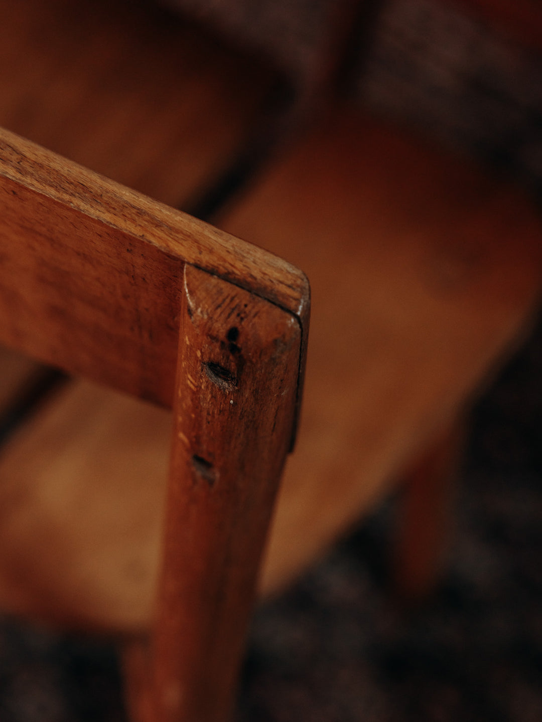 auguste-ensemble-table-et-chaises-bois-8-8