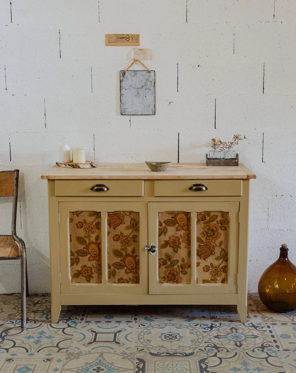 Our vintage furniture and second-hand furniture