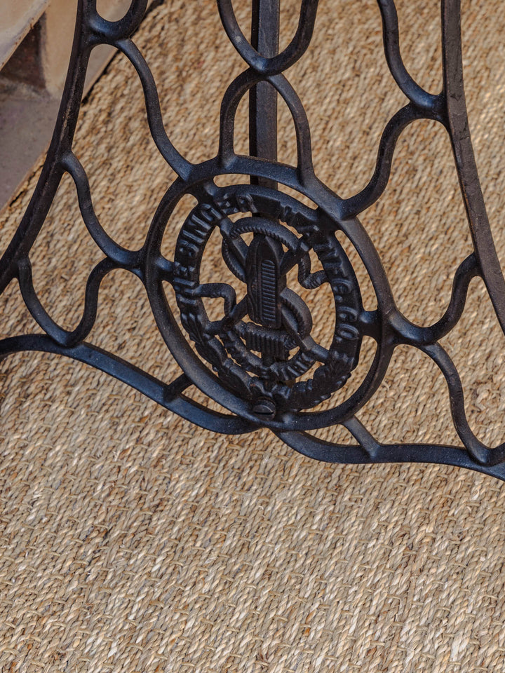 hanna-table-appoint-pin-764-7