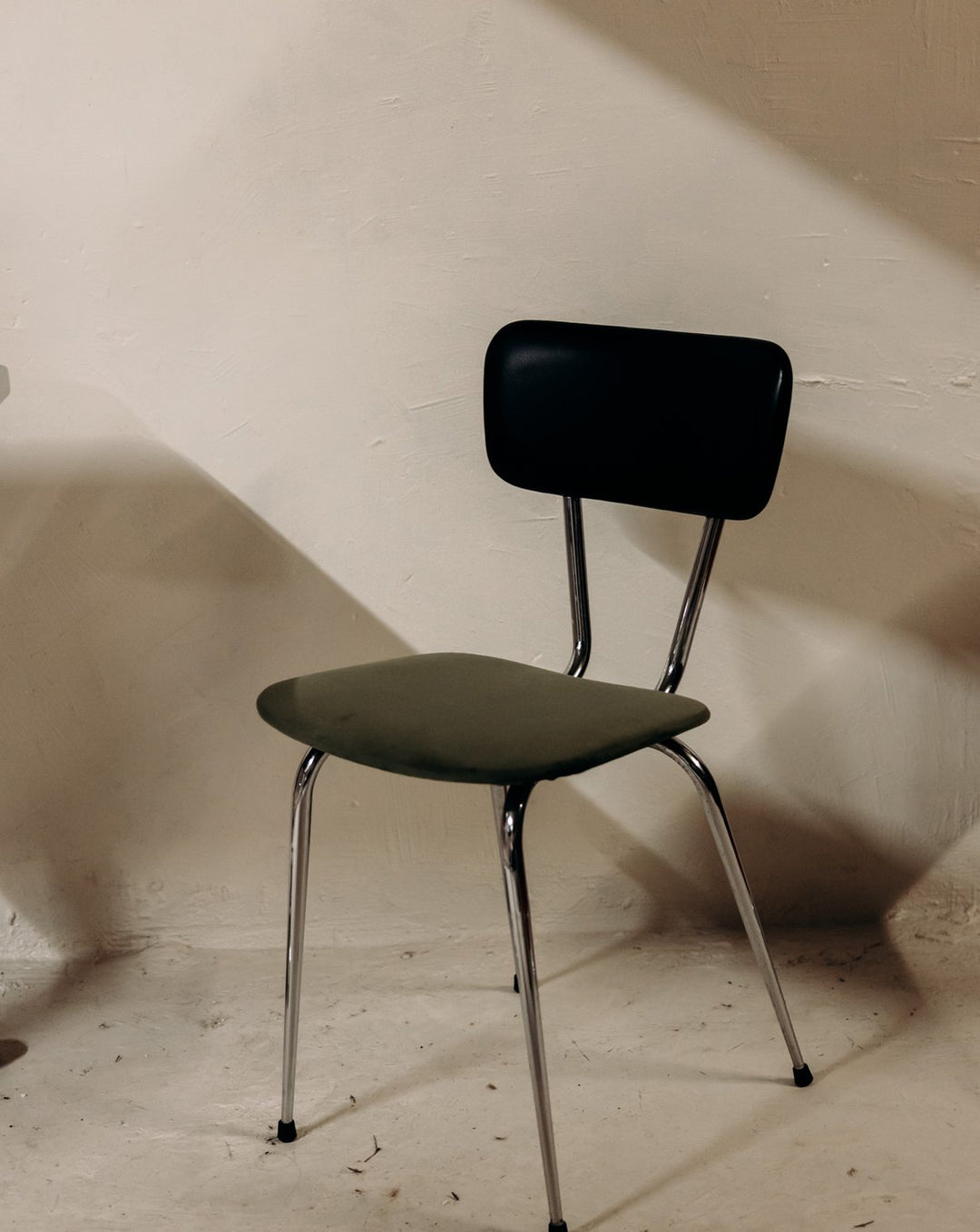 alma-chaise-chrome-1966-1