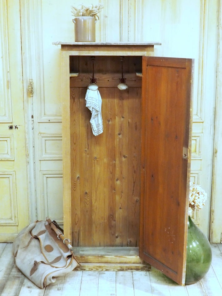 blandine-armoire-pin-309-2