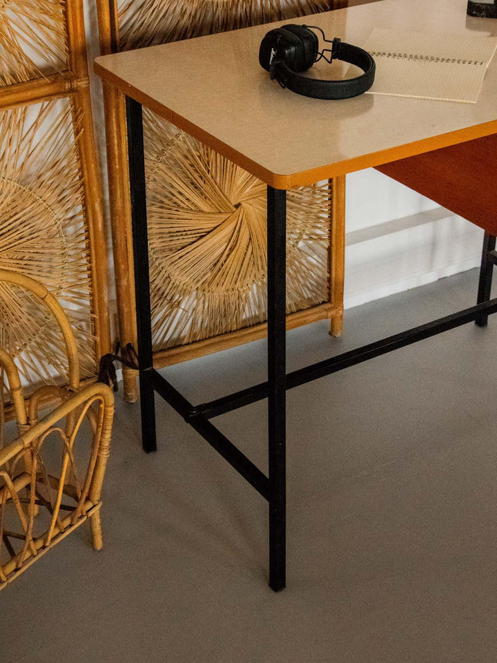 yvan-bureau-formica-512-4