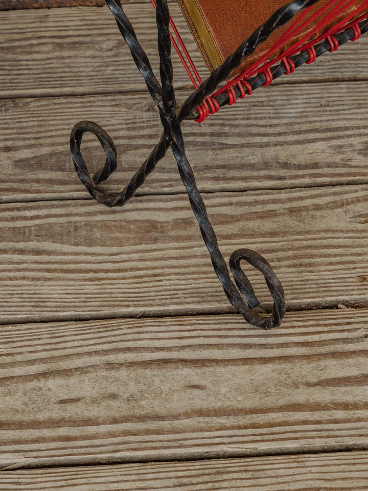 marius-porte-revues-metal-245-7