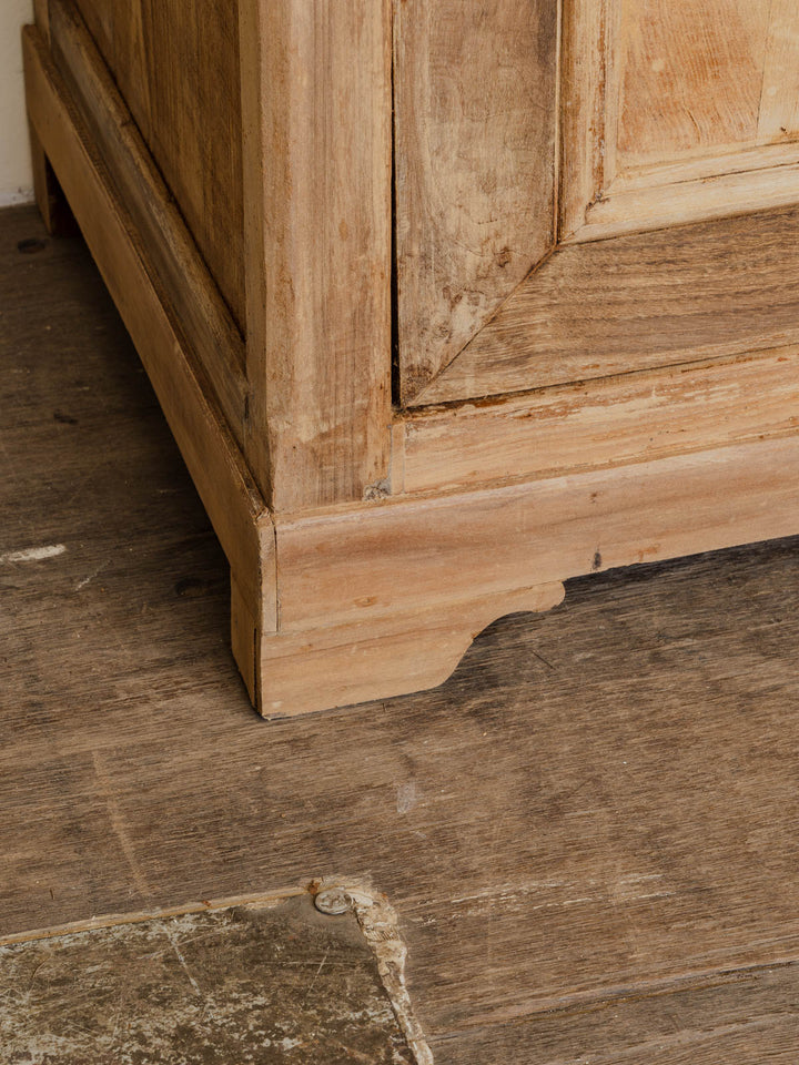 gilbert-buffet-noyer-530-7