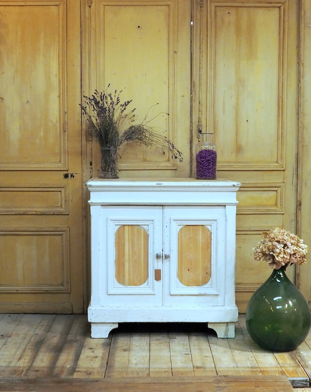 gilbert-buffet-pin-655-1