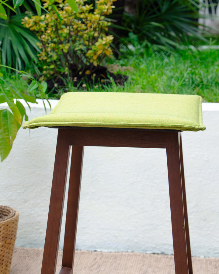 pierre-tabouret-bar-tissu-681-4