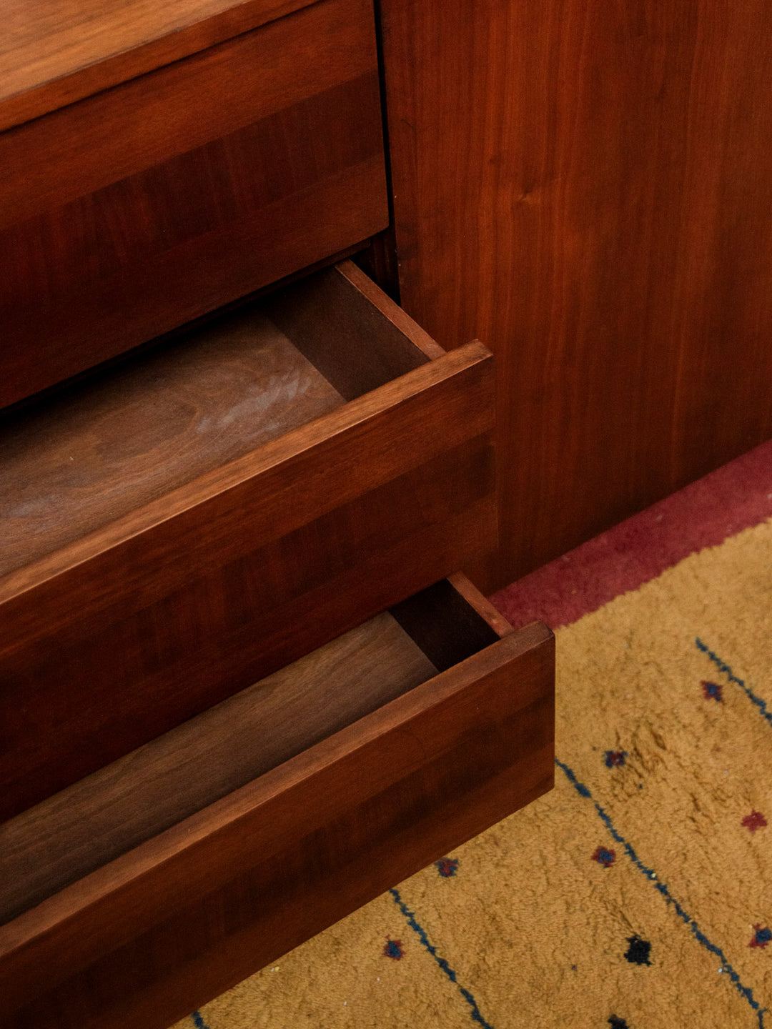 margaret-enfilade-bois-412-5