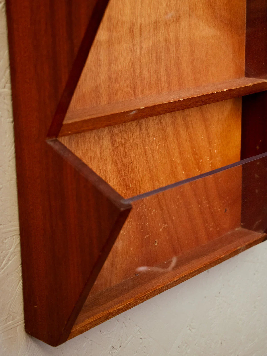 marius-porte-revues-bois-243-5