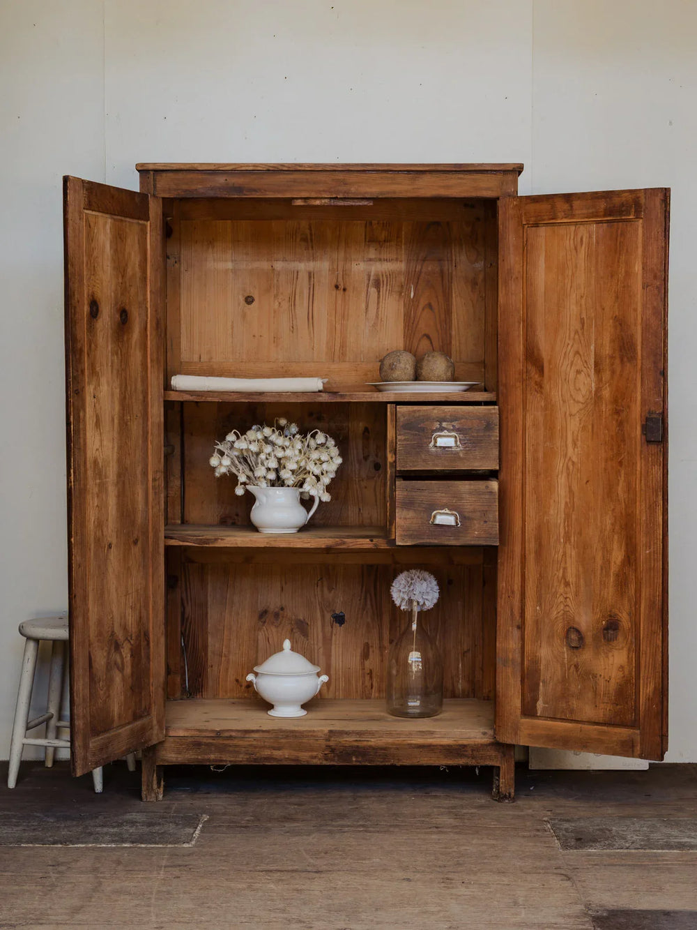 blandine-armoire-pin-372-2