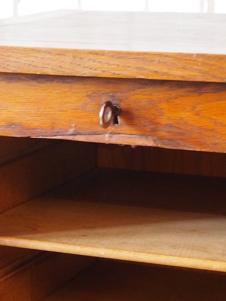 gilbert-buffet--666-5