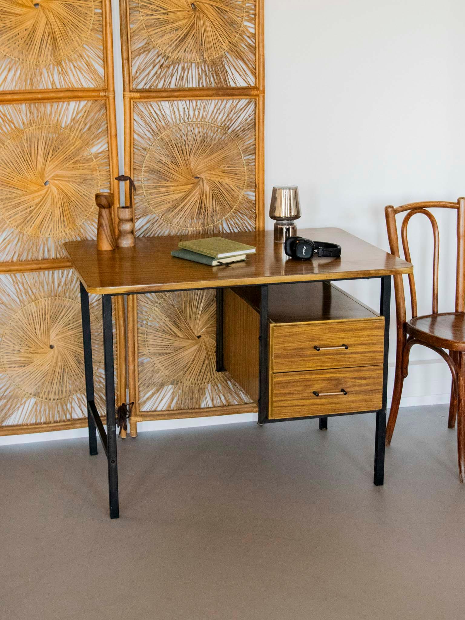 yvan-bureau-formica-524-2