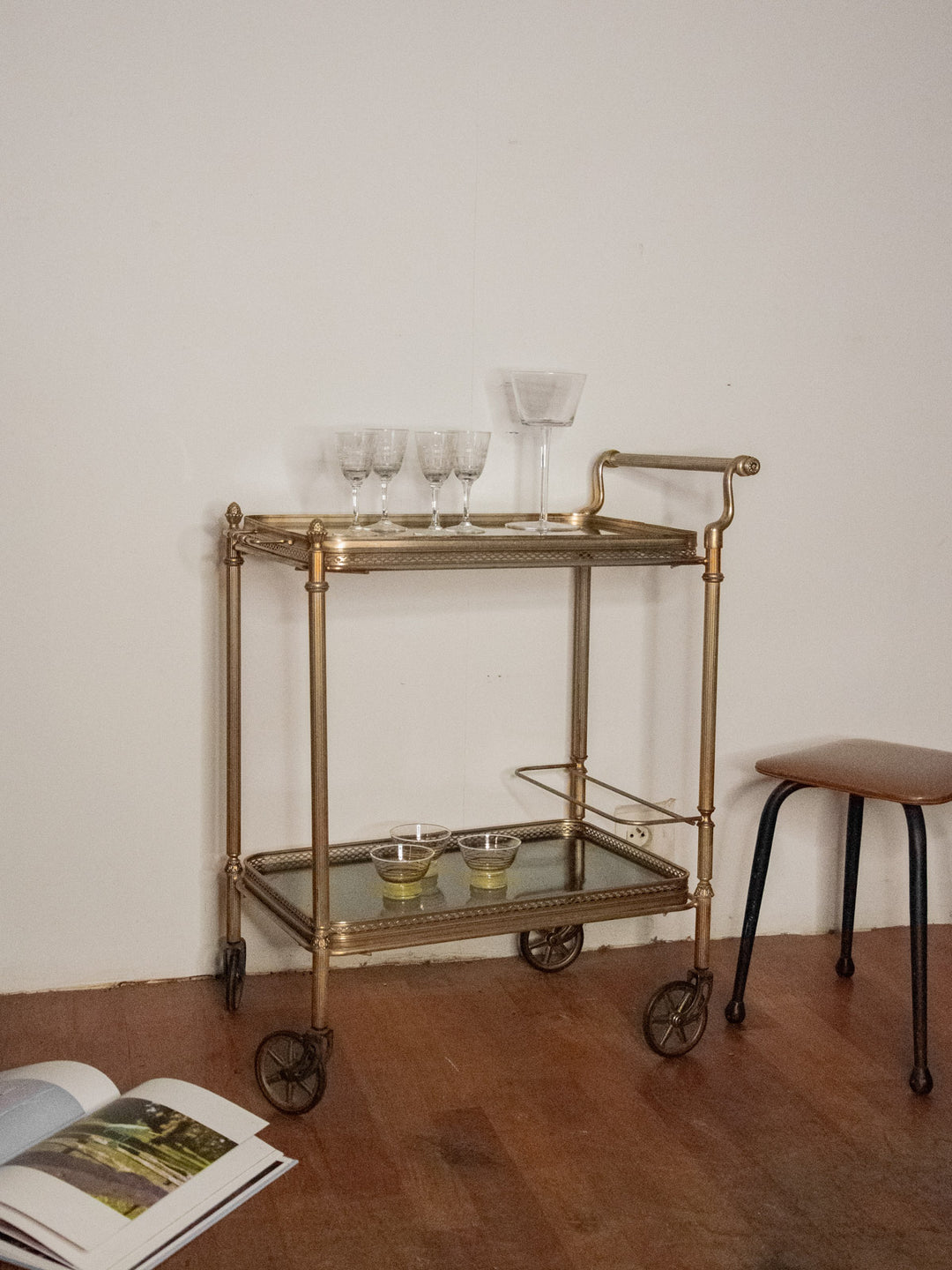 henriette-desserte-laiton-verre-129-4