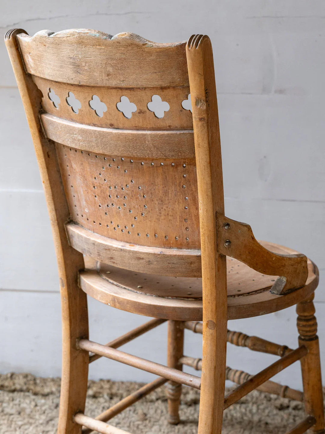 claude-chaise-bois-1016-9