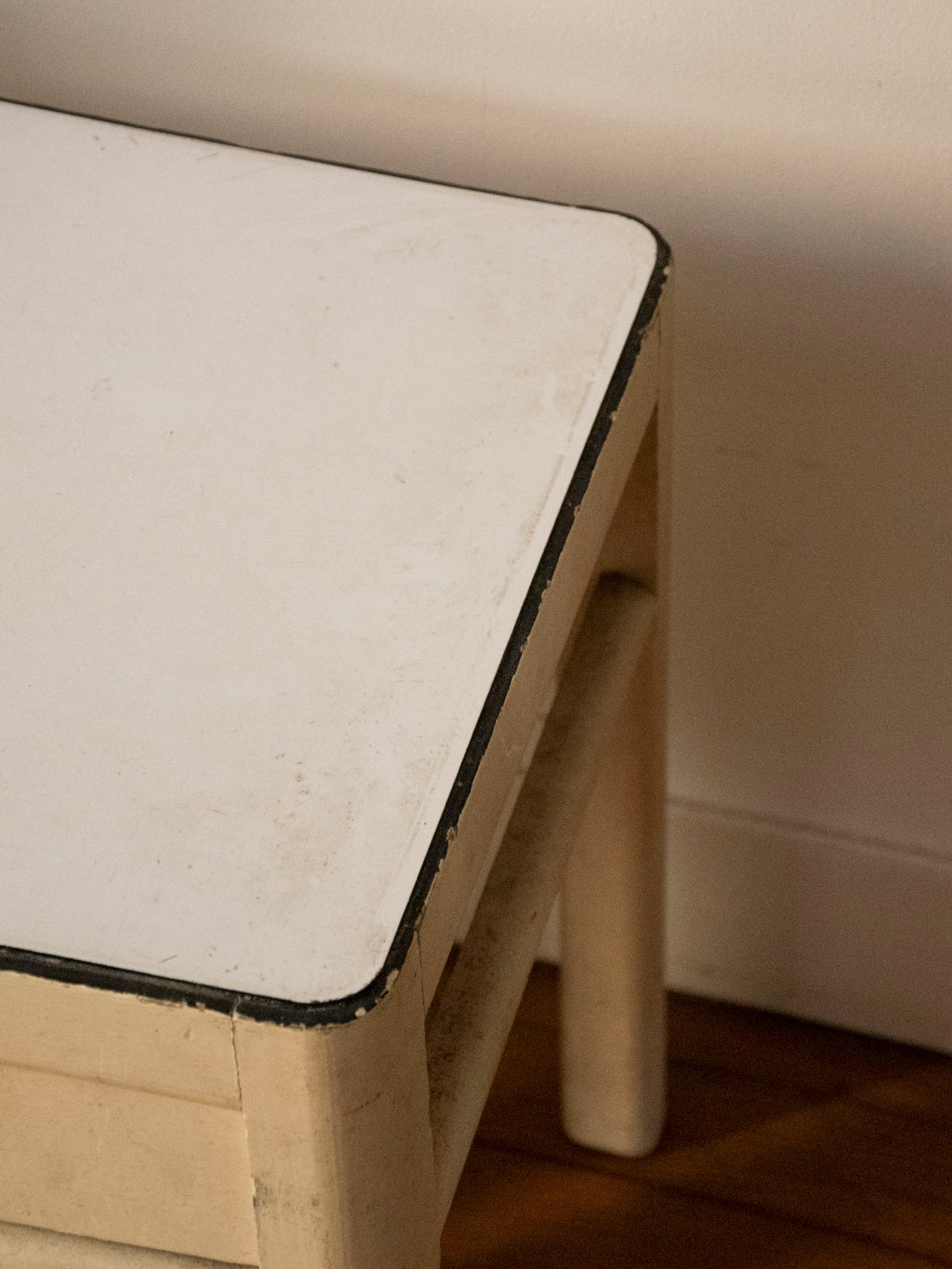 hanna-table-appoint-formica-1531-5