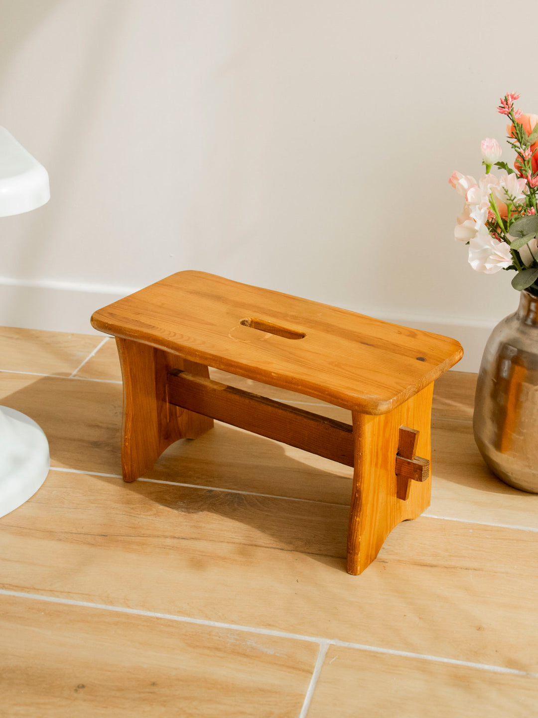 regis-tabouret-bois-1526-3
