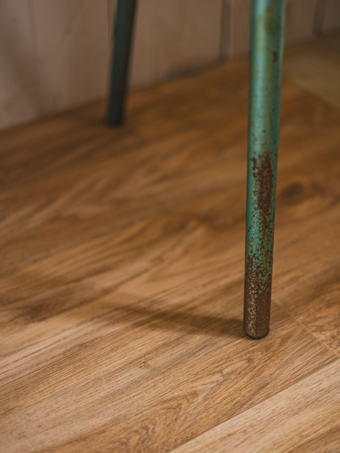 claude-chaise-bois-921-9