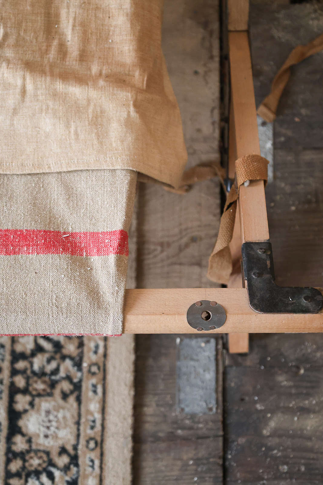 basile-lit-camp-bois-4-5