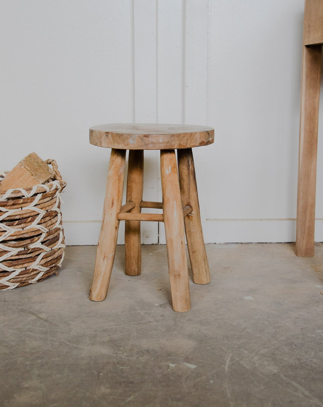 regis-tabouret-teck-1386-1