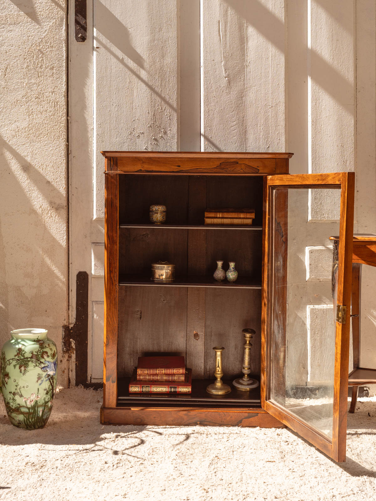 victoria-vitrine-bois-1302-2