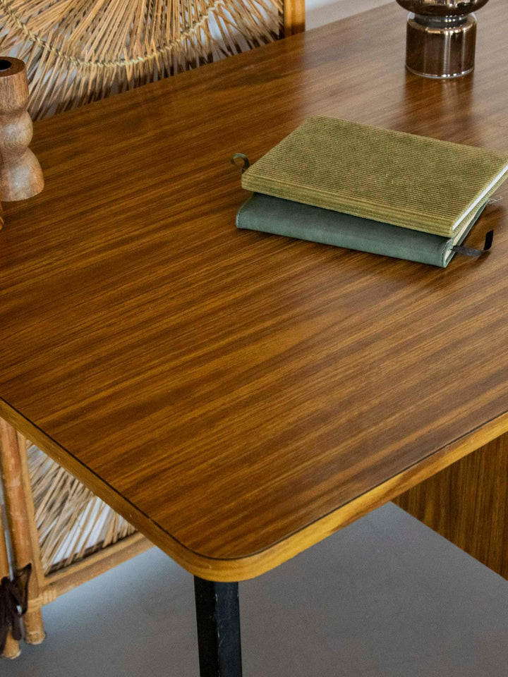 yvan-bureau-formica-524-5