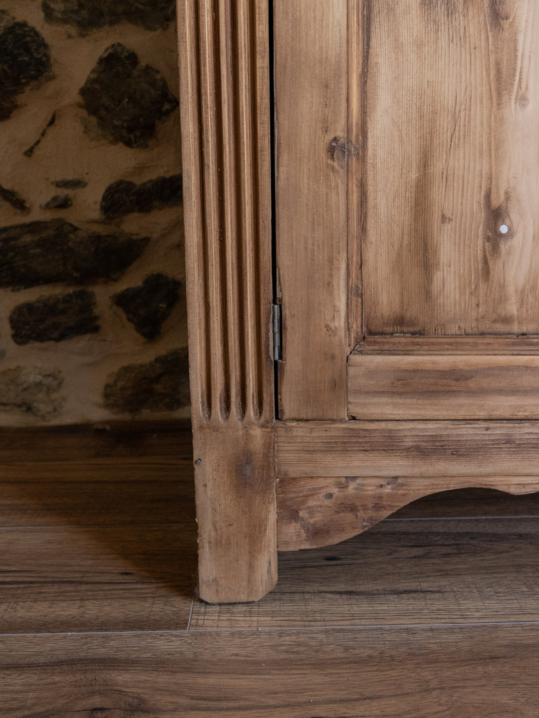 gilbert-buffet-bois-1546-11