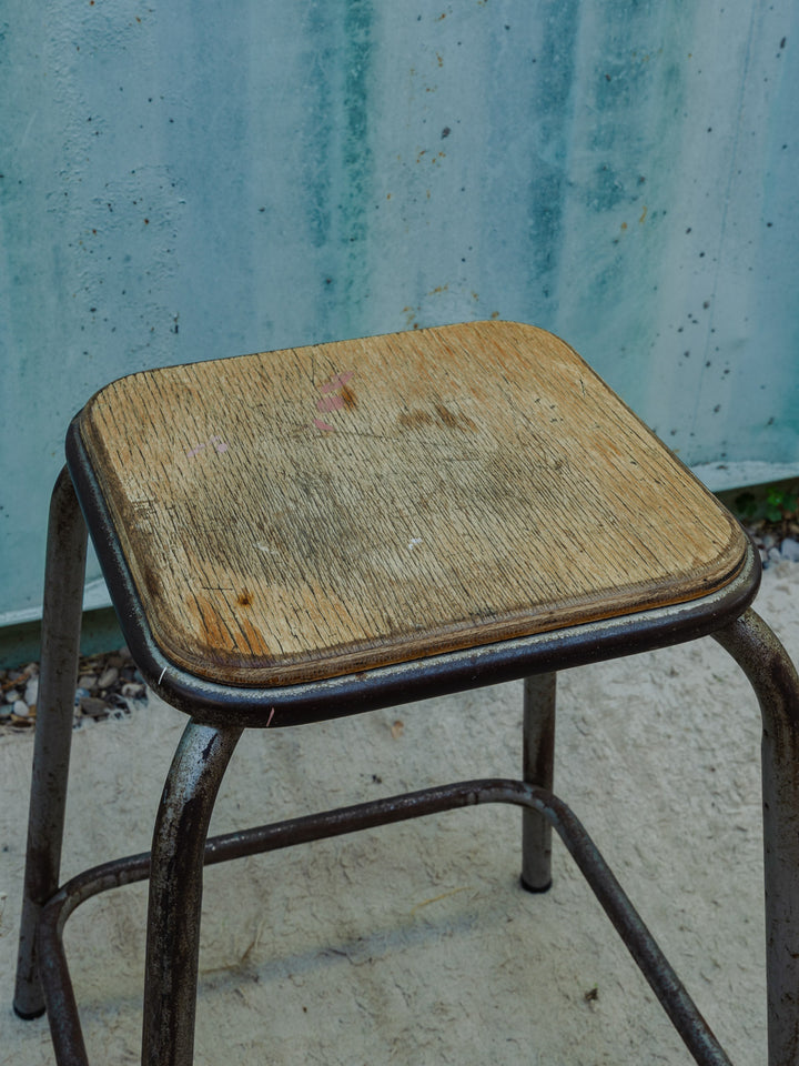 regis-tabouret-bois-1576-5