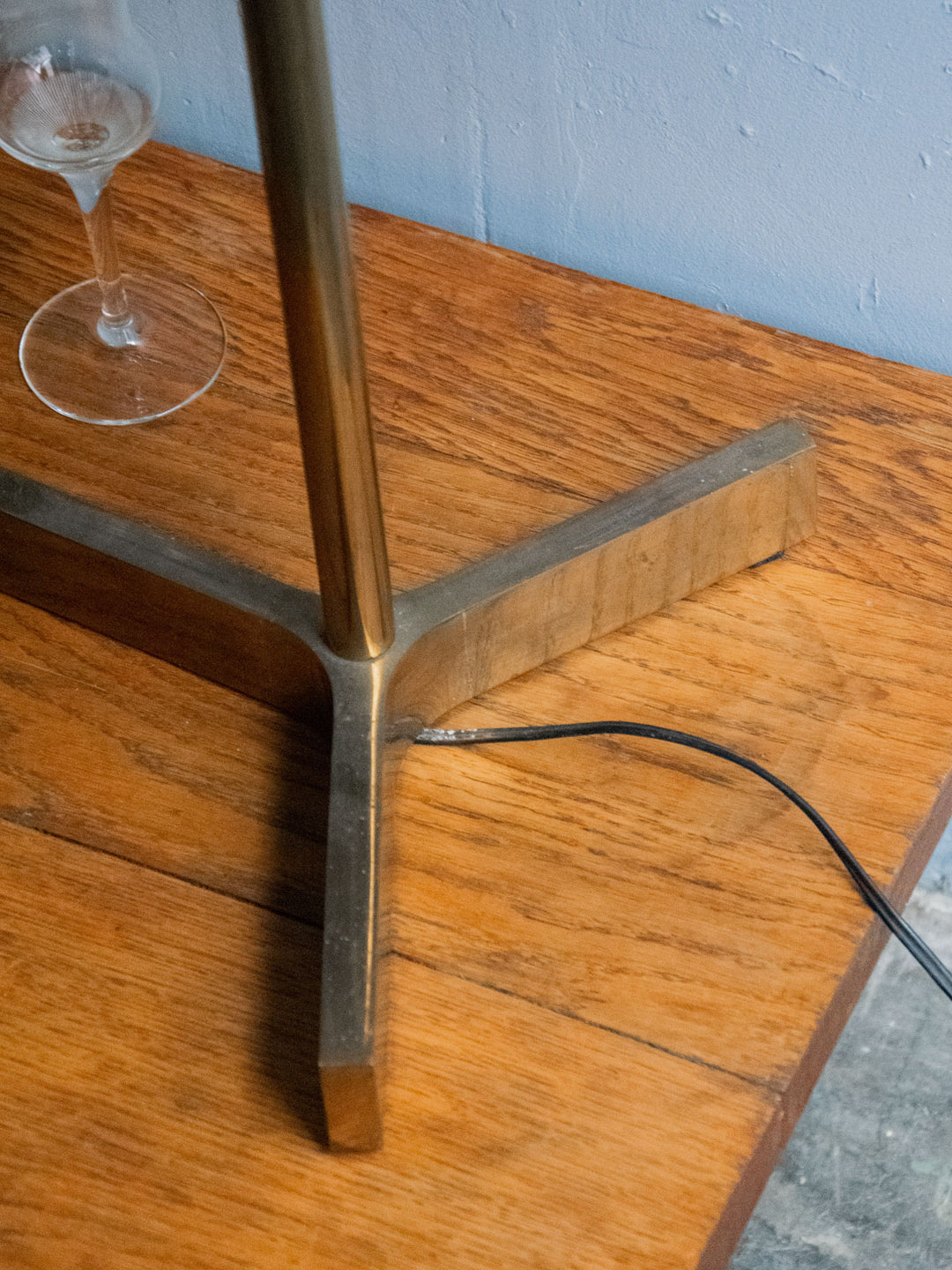 julia-lampe-à-poser-laiton-599-7