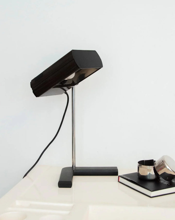 julia-lampe-à-poser-noire-821-1