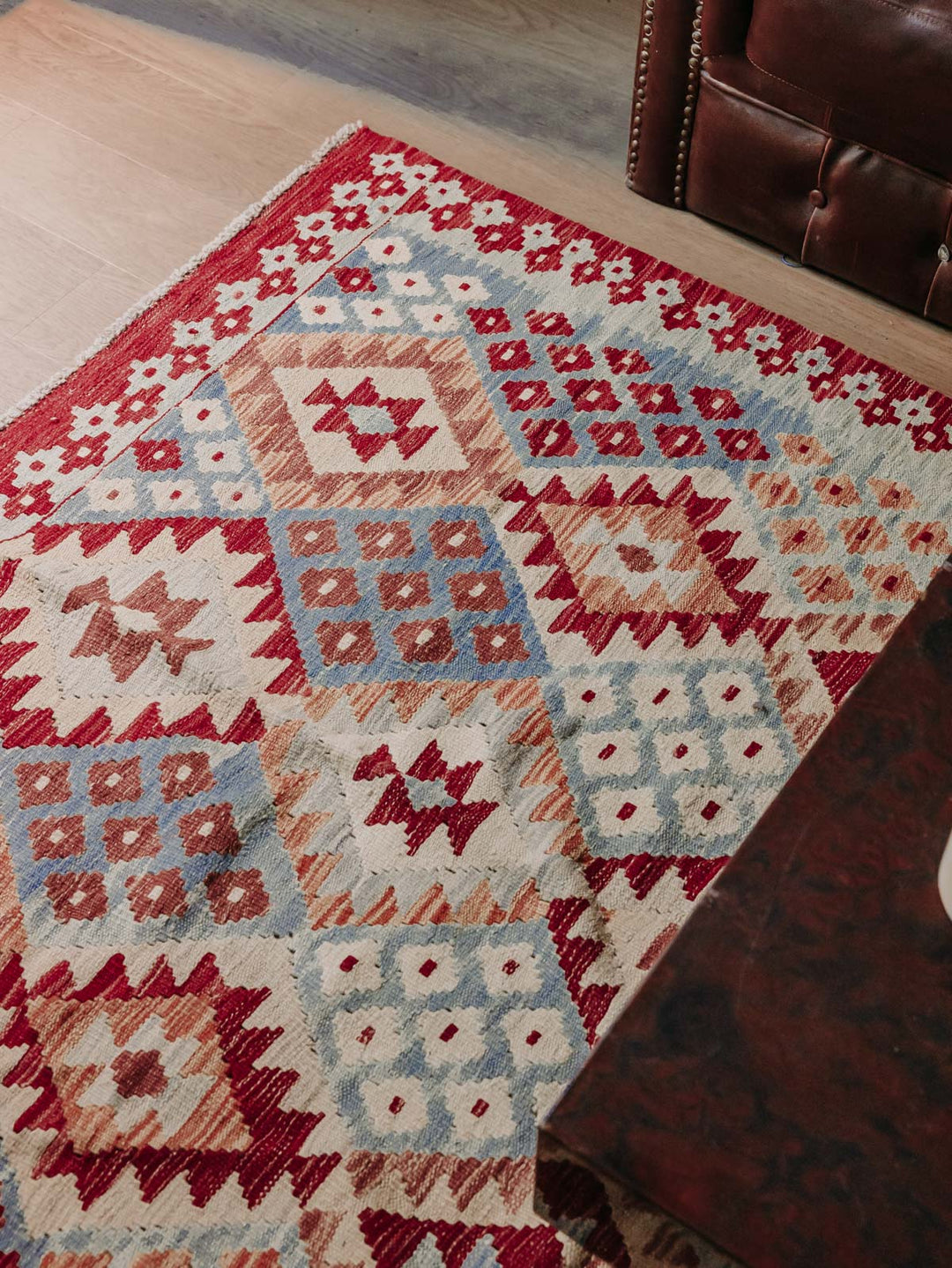 eddy-tapis-kilim-laine-rouge-bleu-367-7