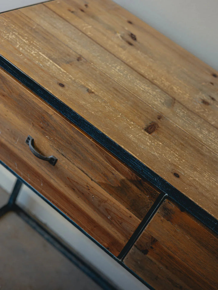 hanna-table-appoint--819-8