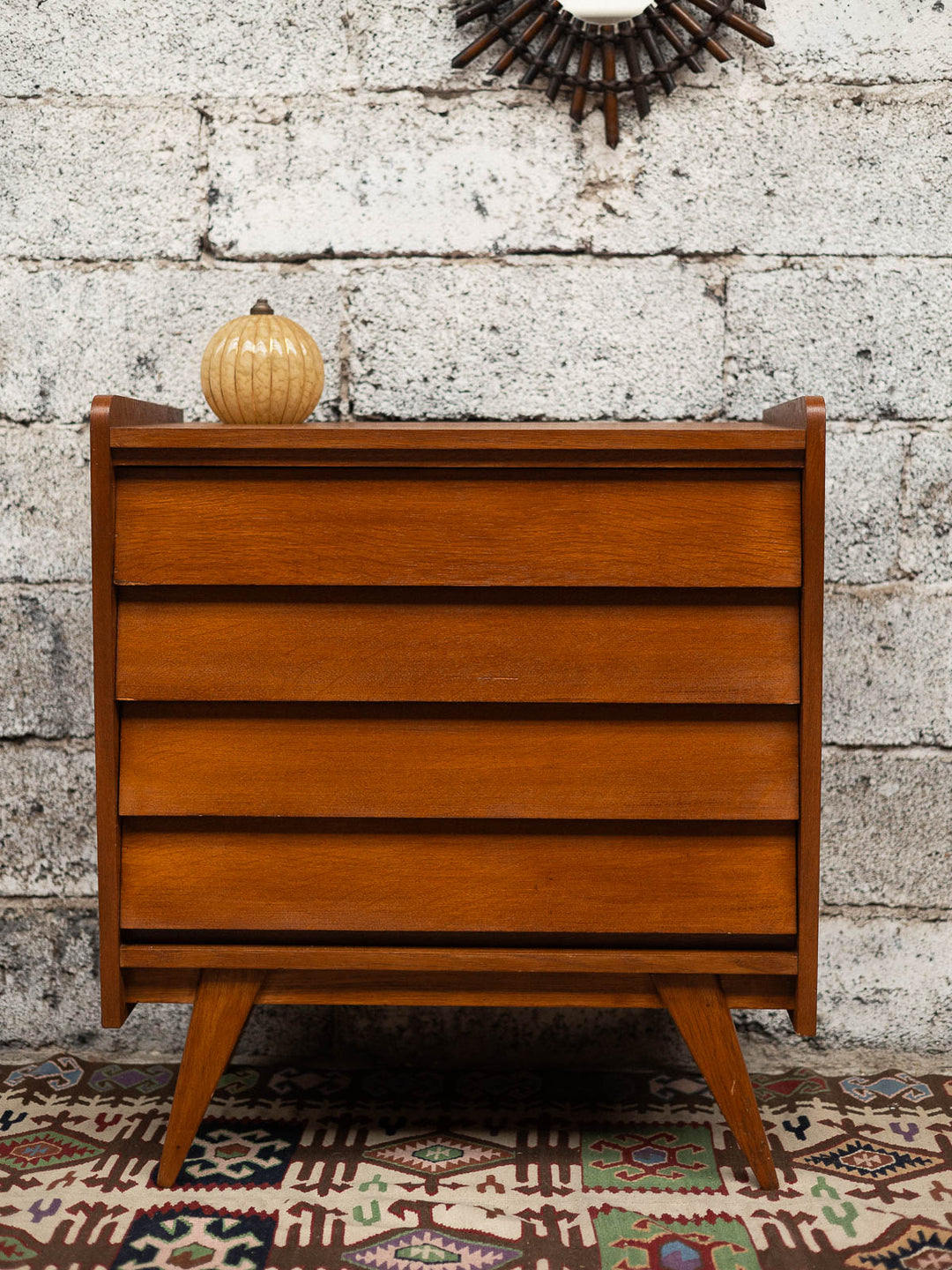 olga-commode-teck-compas-688-2