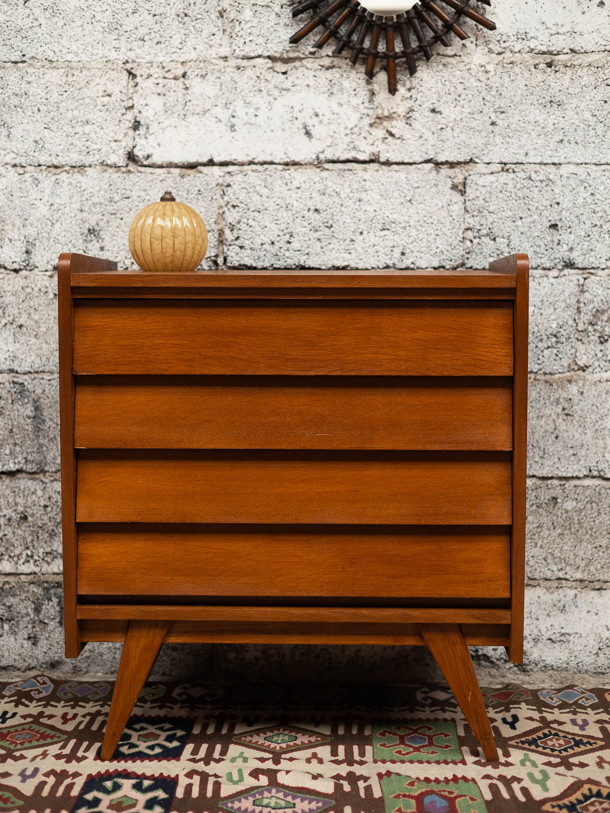 olga-commode-teck-compas-688-2