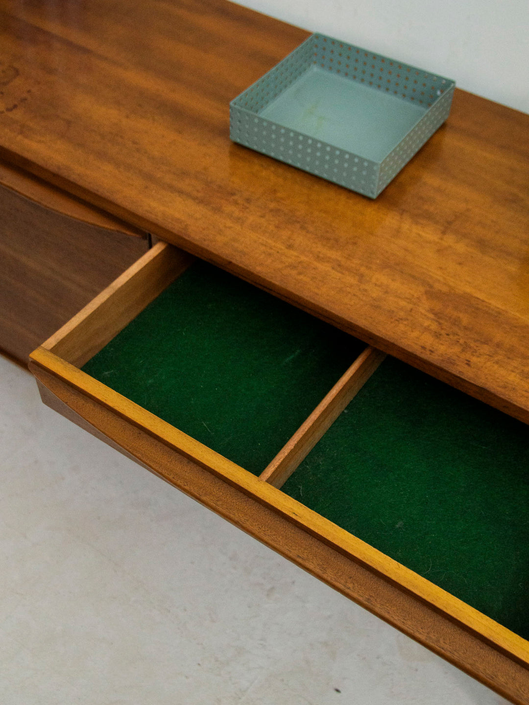 margaret-enfilade-bois-308-10