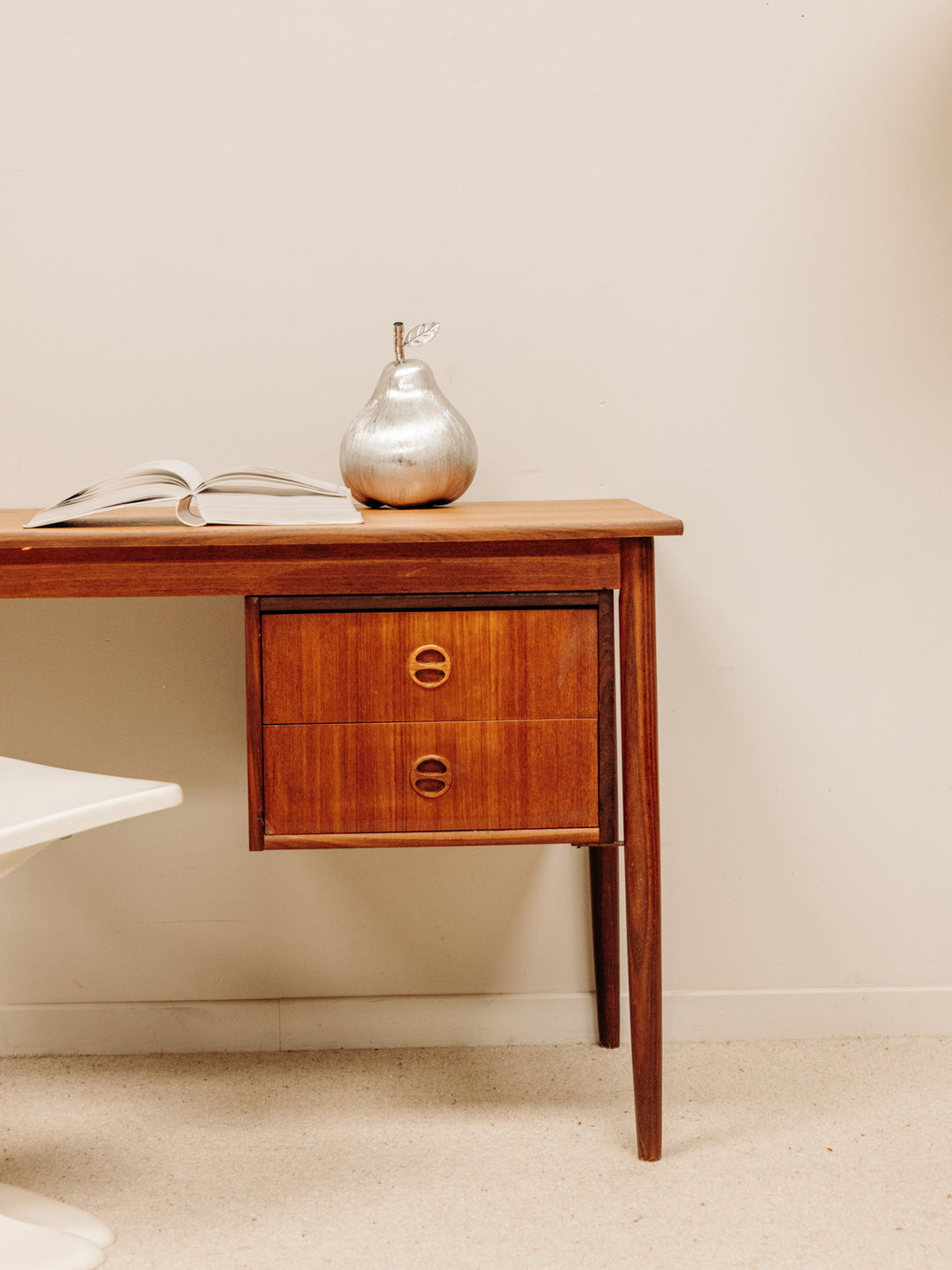 yvan-bureau-teck-595-10