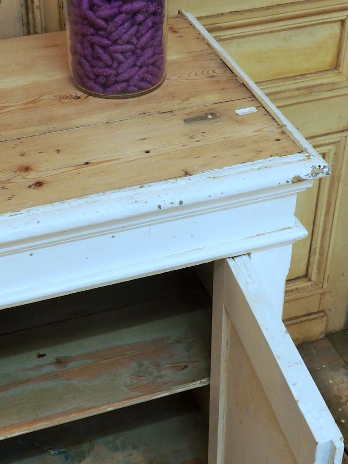 gilbert-buffet-pin-655-6