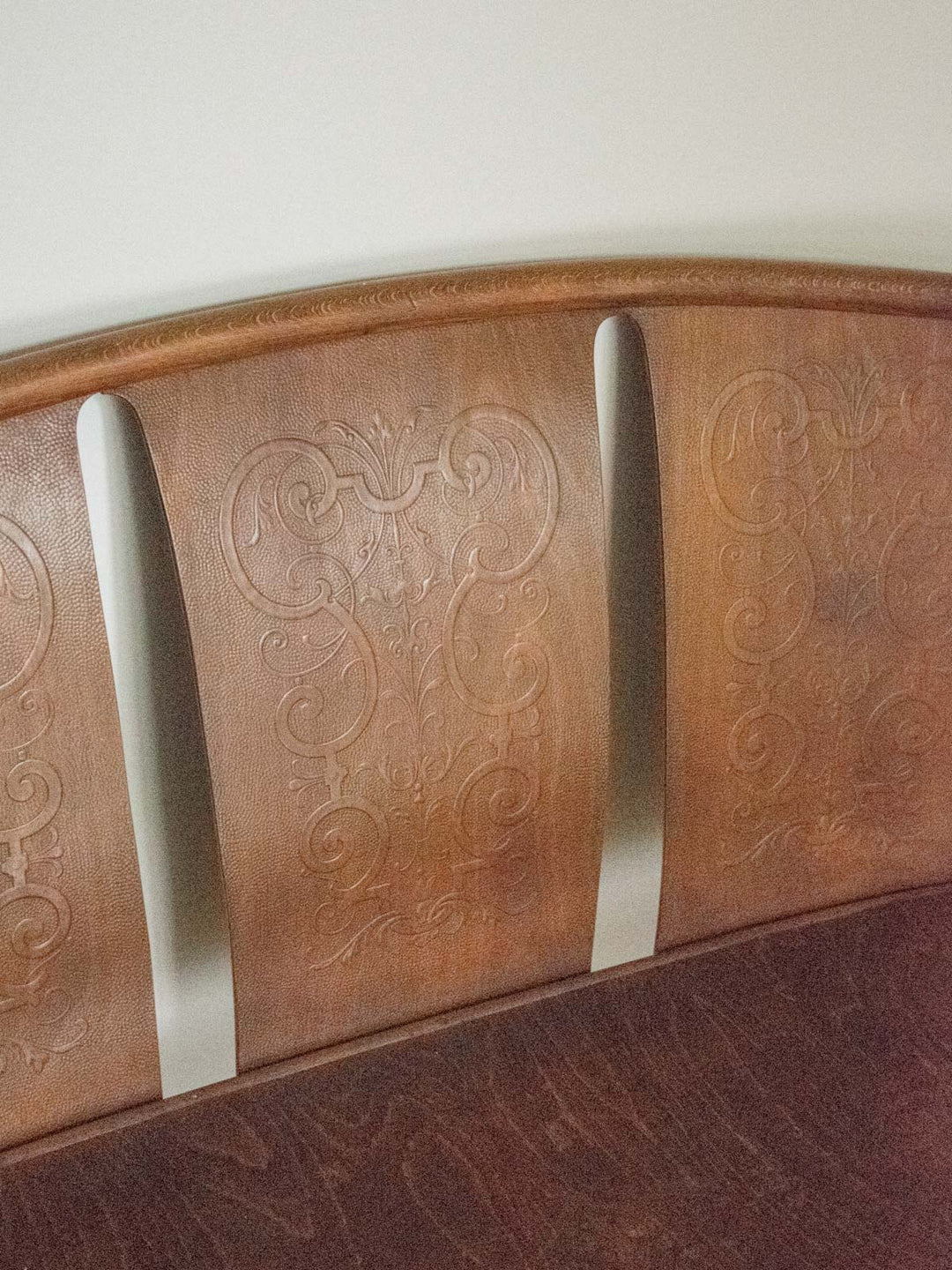 martine-banquette-bois-42-3