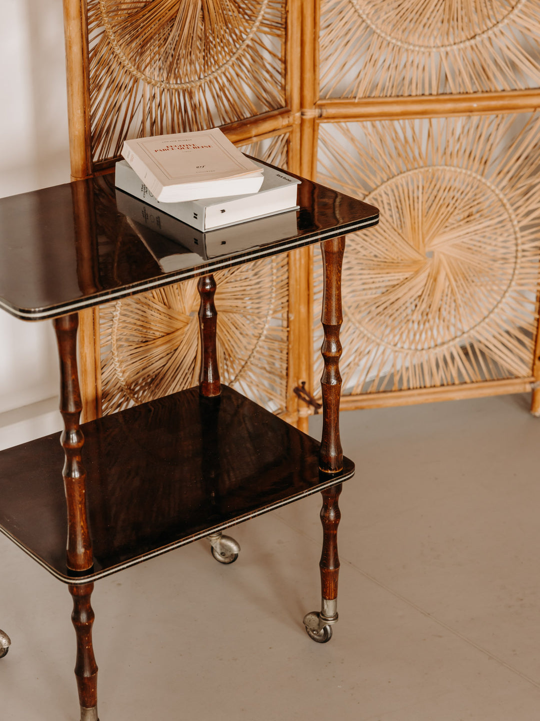 francine-table-appoint-formica-1622-4