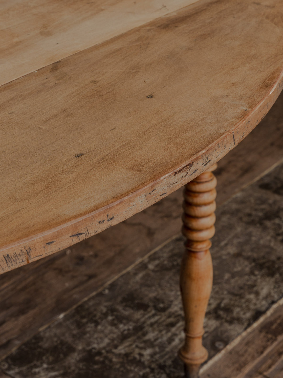 romy-table-à-manger-noyer-574-6