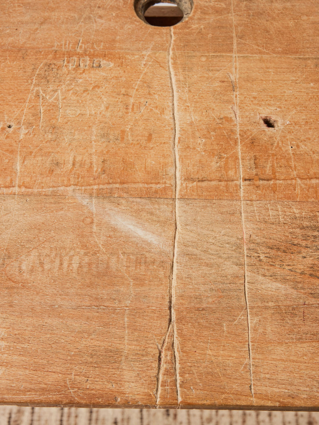 edouard-bureau-bois-540-9